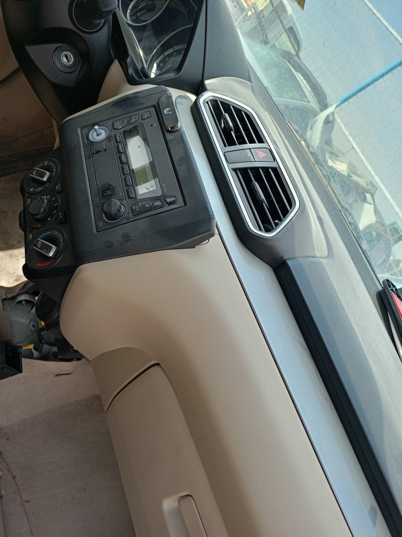 طبلون سوزوكي ديزاير 2024