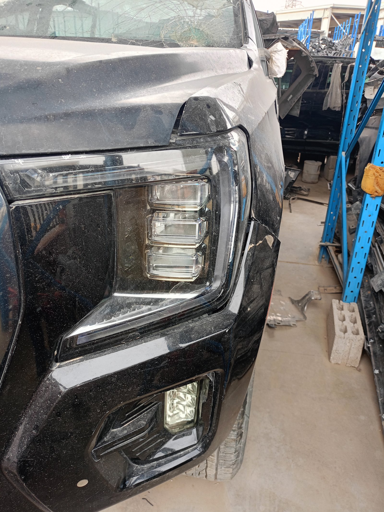 نور أمامي جمس يوكن 2020