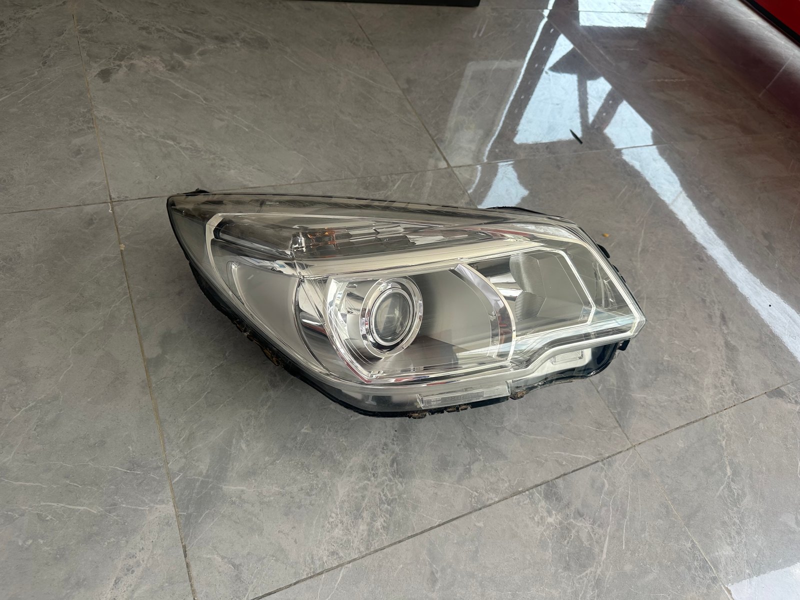 شمعة امامية شفروليه بليزر 2012-2016