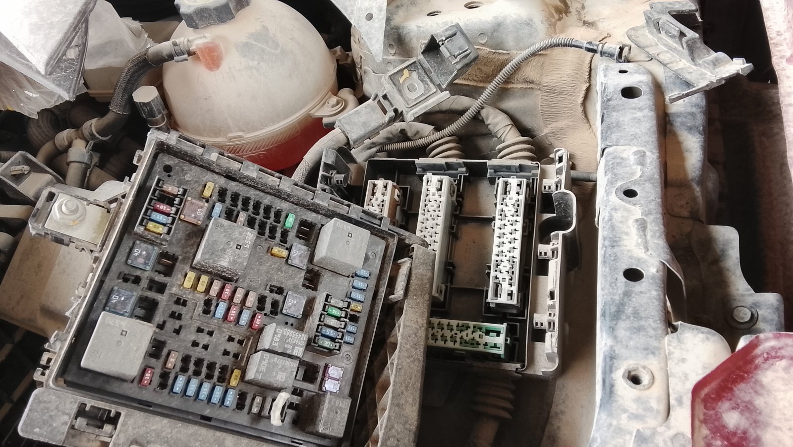 علبة فيوزات شيفرولية بلازير 2018